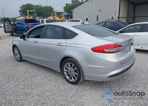 2017 Ford Fusion Se z USA, uszkodzony, nr VIN 3FA6P0LU4HR316247